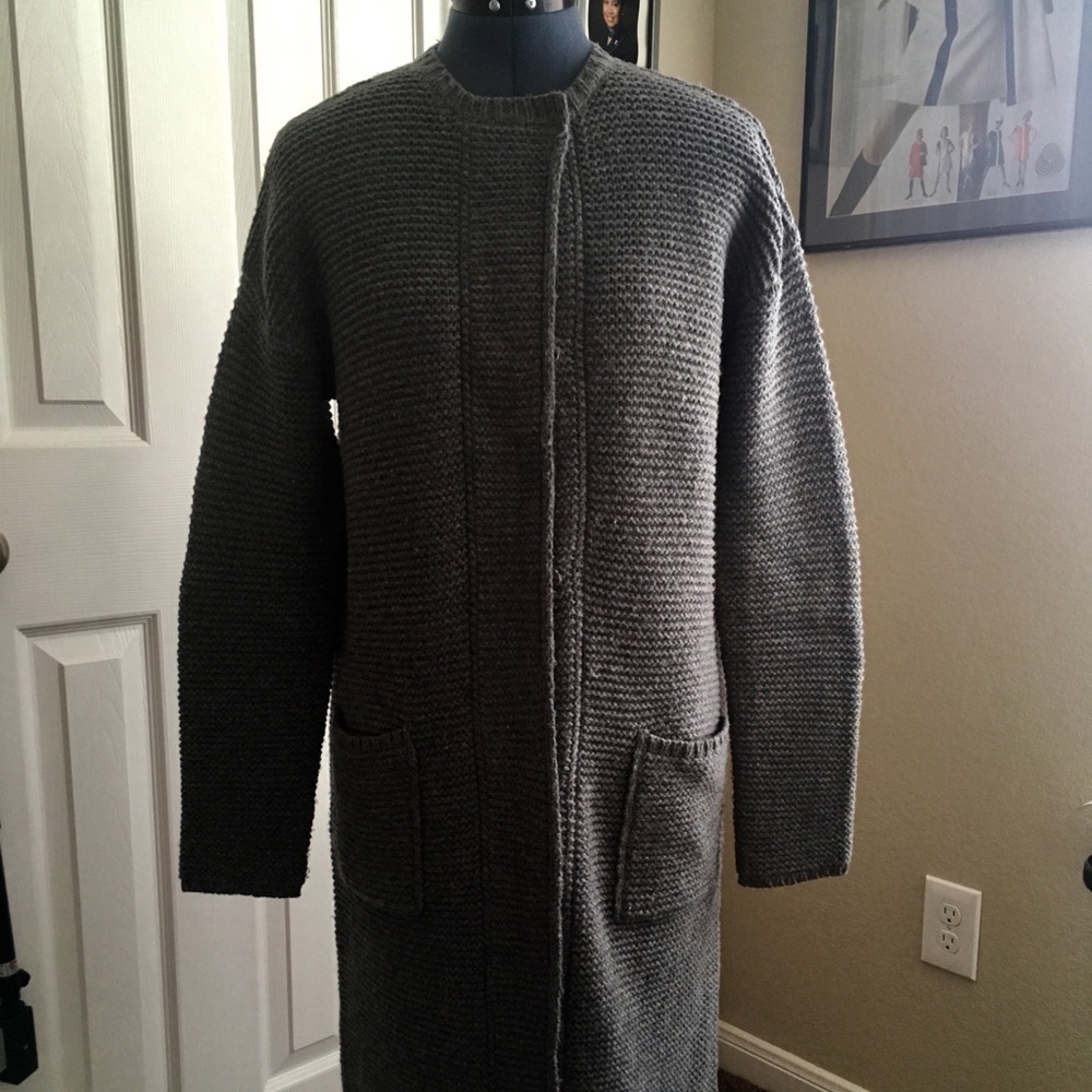 NWOT 💕 Long Sweater Jacket